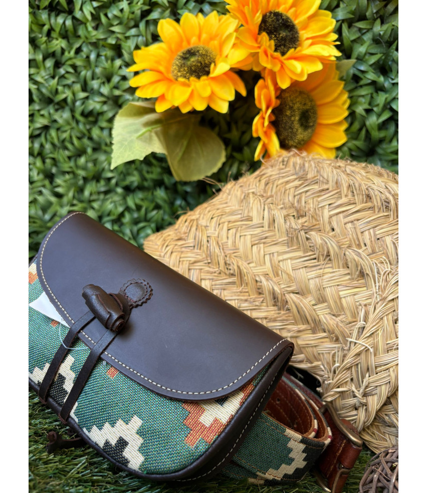 Conjunto bolso y cinturón
